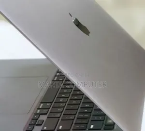 New Laptop Apple MacBook Pro 2019 32GB Intel Core I9 SSD 1T