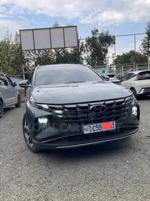 Photo - Hyundai Tucson 2022 Gray
