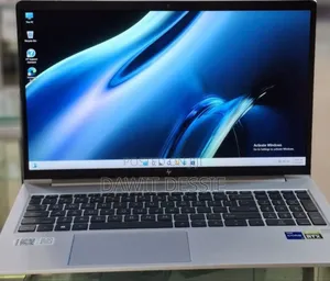 New Laptop HP 16GB Intel Core I7 SSD 512GB