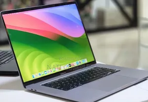 Photo - New Laptop Apple MacBook Pro 2019 32GB Intel Core I9 SSD 1T