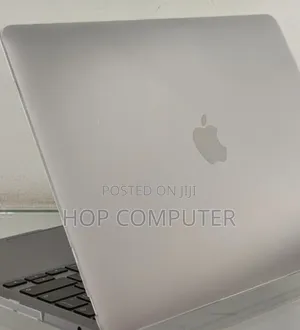 New Laptop Apple MacBook Pro 2022 M2 8GB Apple M2 SSD 256GB