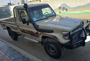 Toyota Land Cruiser 2005