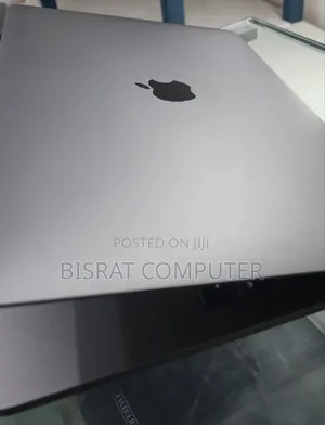New Laptop Apple MacBook Pro 2019 8GB Intel Core I5 SSD 256GB