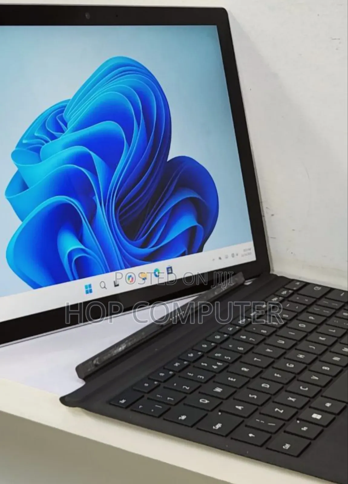 New Laptop Microsoft Surface Pro 7 16GB Intel Core I5 SSD 256GB