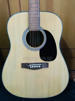 Yamaha F340 - Acoustic Guitar