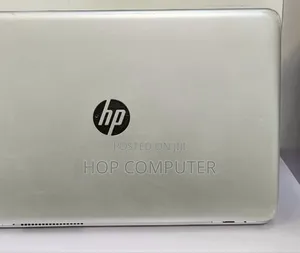 New Laptop HP Pavilion 15 8GB Intel Core I5 SSD 256GB