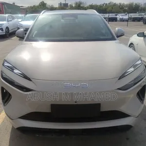 Photo - BYD Sealion 7 EV 2025 Gray