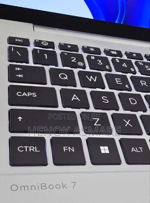 New Laptop HP OmniBook 7 14" 32GB Intel Core I7 SSD 1T