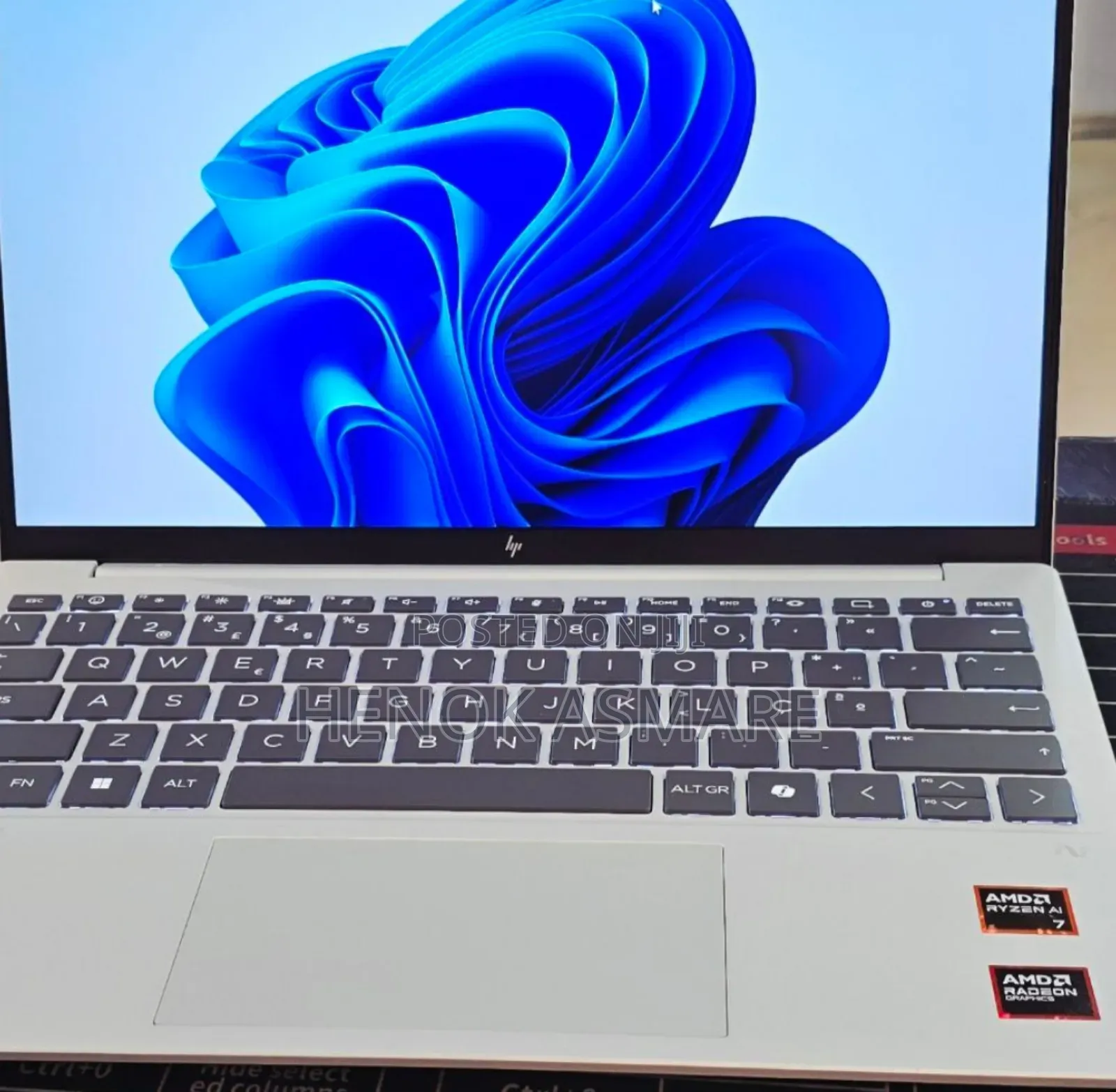 New Laptop HP OmniBook 7 14" 32GB Intel Core I7 SSD 1T