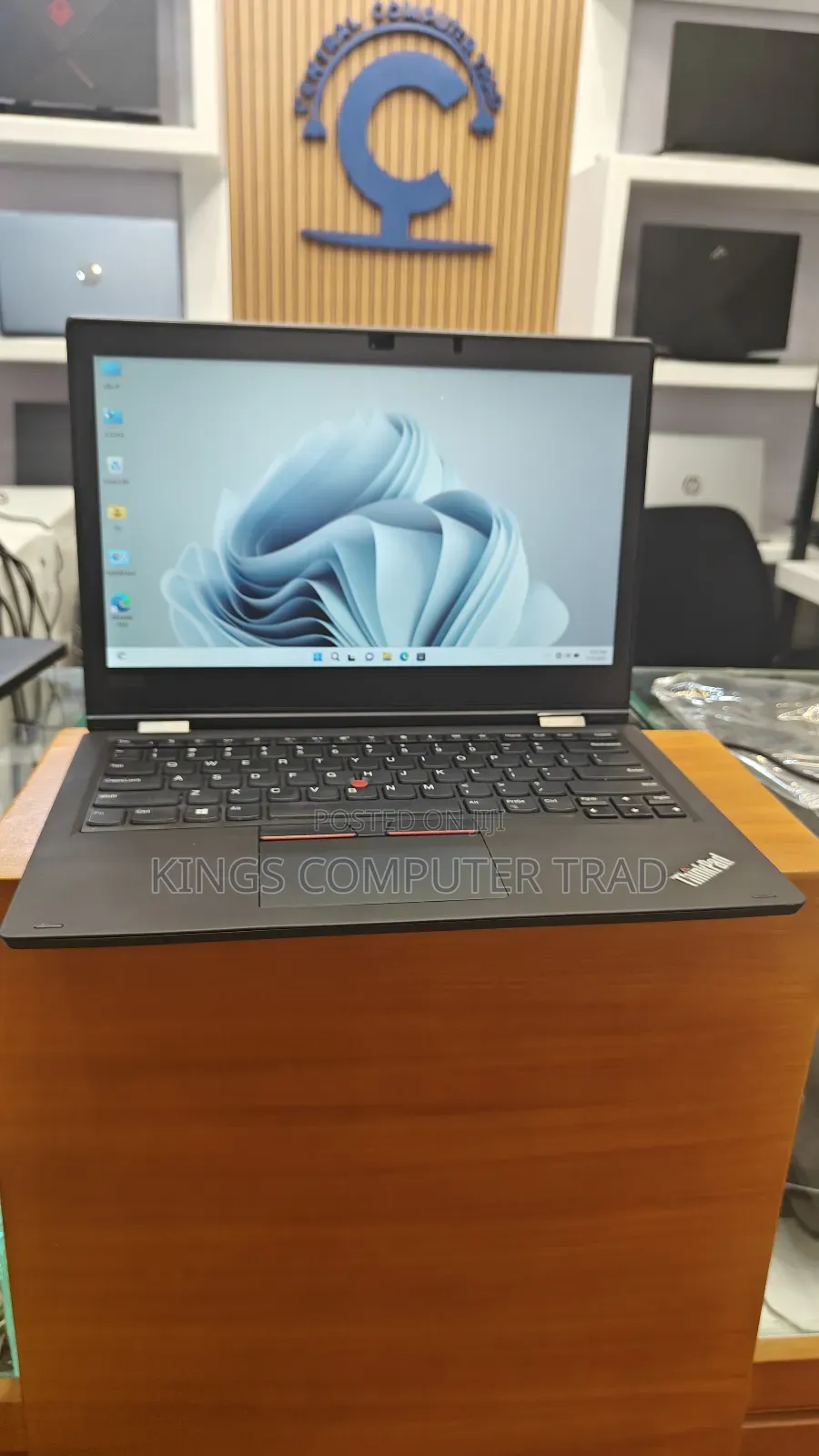 New Laptop Lenovo ThinkPad Yoga 16GB Intel Core I5 SSD 512GB