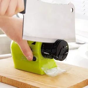 4-in-1 Swift Knife Sharpener