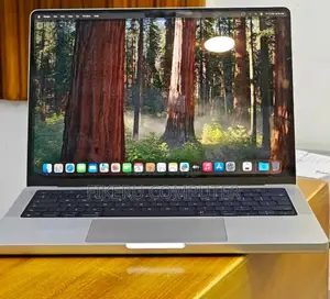 New Laptop Apple MacBook Pro M1 32GB Intel Core I7 SSD 1T
