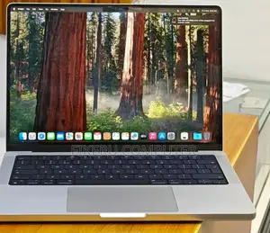 New Laptop Apple MacBook Pro M1 32GB Intel Core I7 SSD 1T
