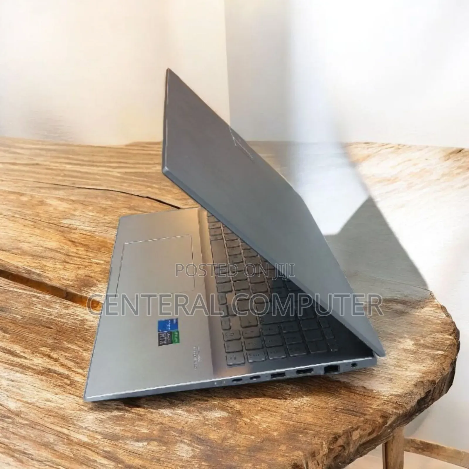 New Laptop Asus VivoBook 15 X510UQ 16GB Intel Core I7 SSD 512GB