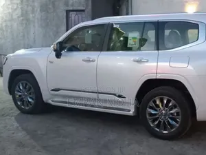 New Toyota Land Cruiser 2025 White
