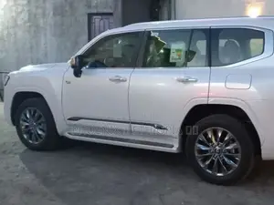New Toyota Land Cruiser 2025 White