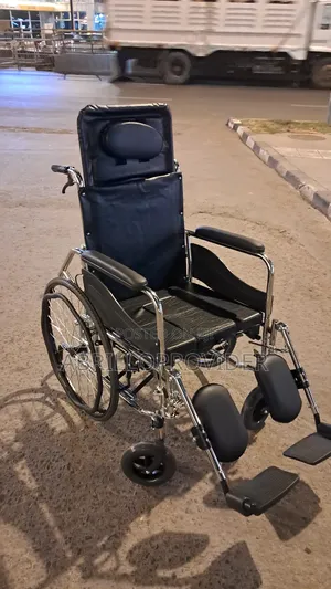 Photo - Toilet Wheelchair田手wheelchair廿手wheelchair卜手wheelchair田手wheelchair卜手whe