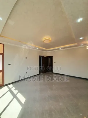 9bdrm House in Addis Abeba, Bole for sale
