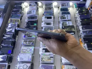 Apple iPhone 8 Plus 64 GB Black