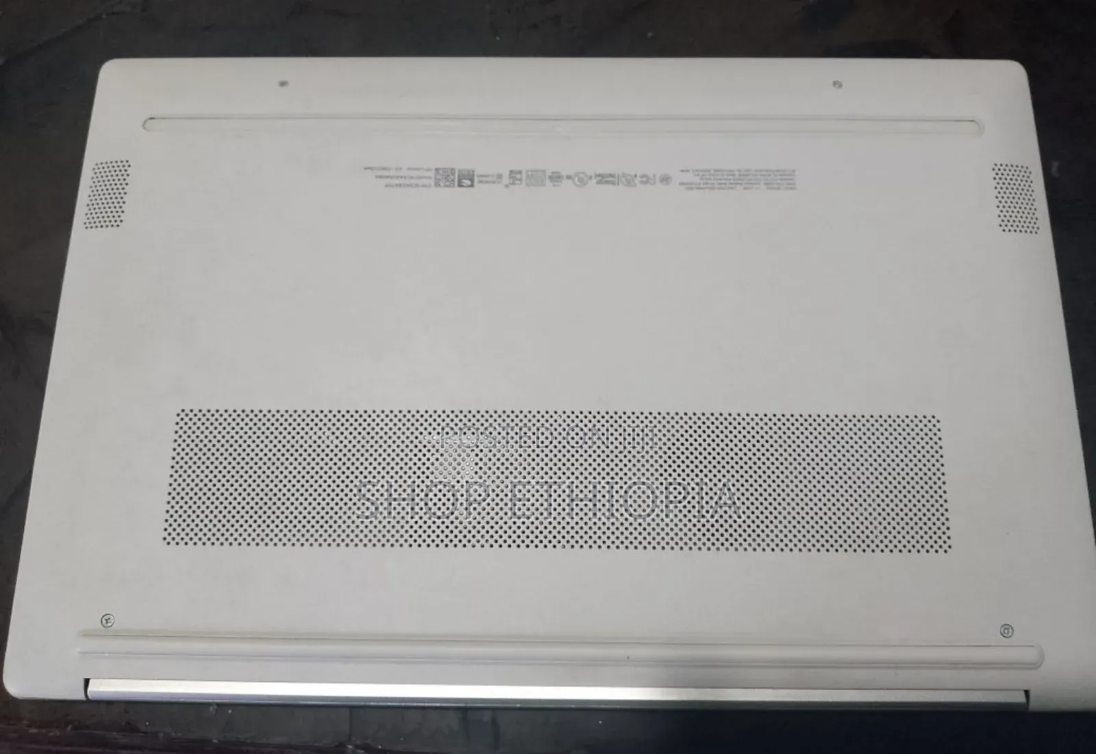 Laptop HP 15-F272wm 8GB Intel Core I5 SSD 512GB