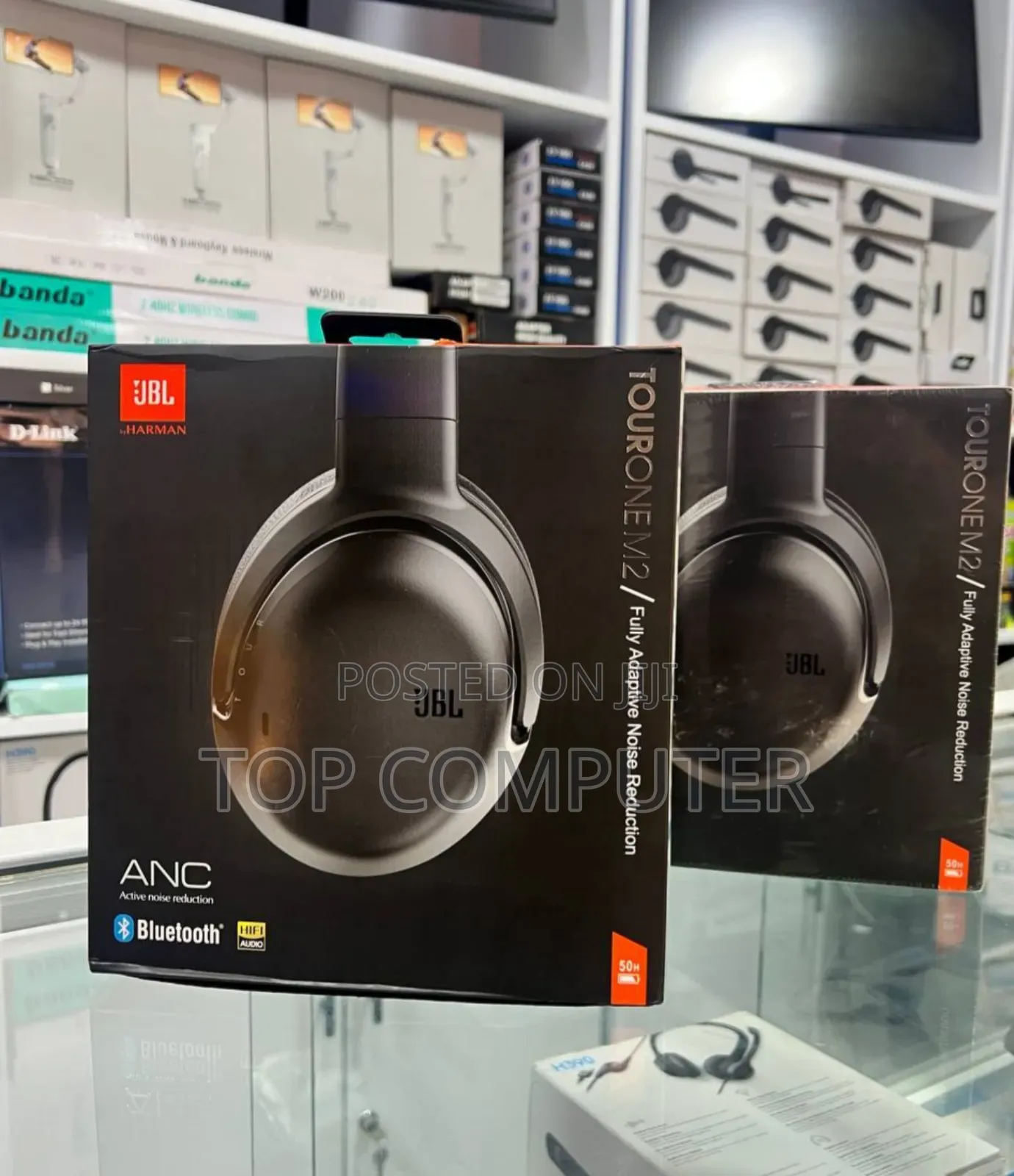  JBL Tour One M2 Headphones