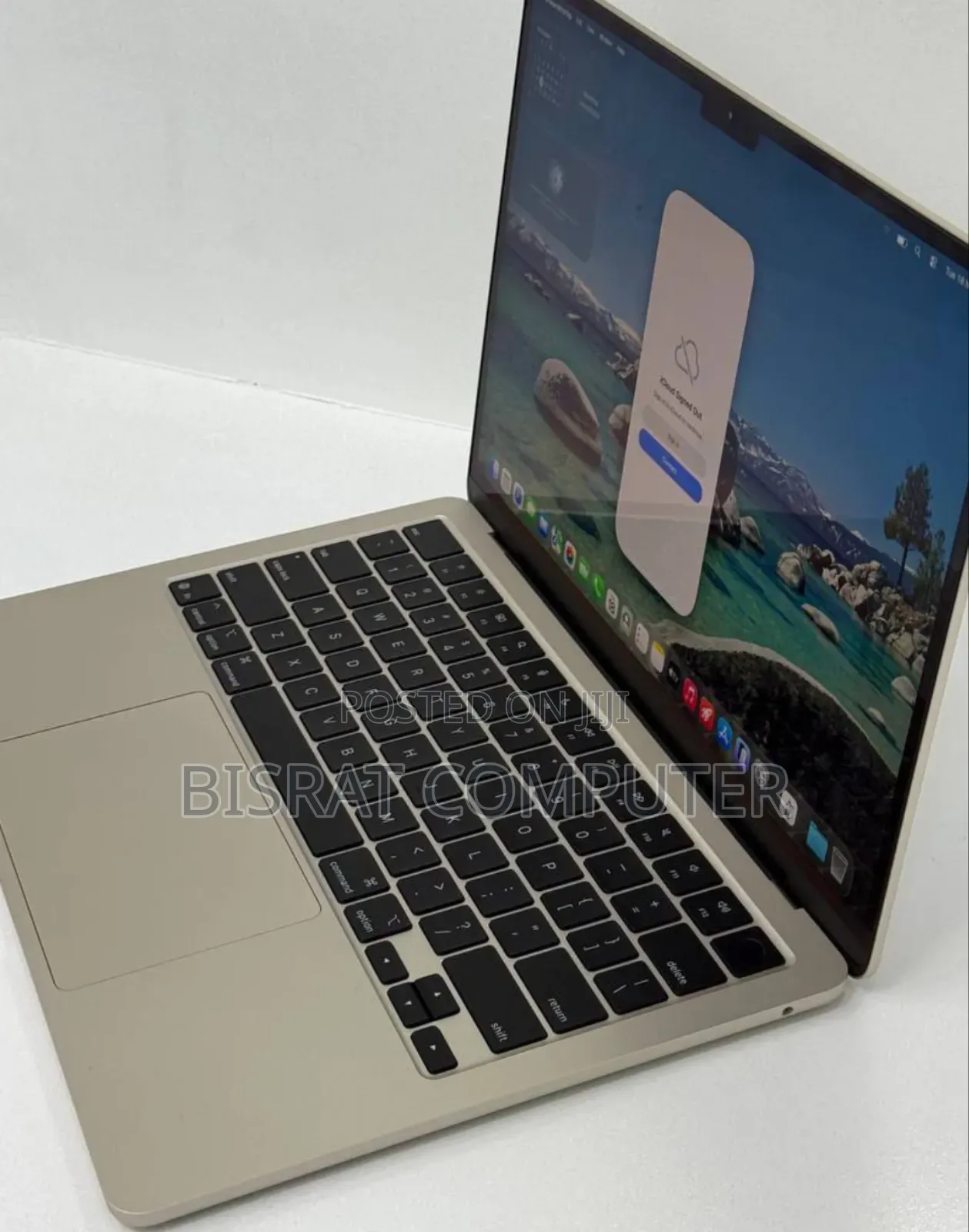 New Laptop Apple MacBook Air 2025 M4 13-Inch 16GB Apple M4 SSD 256GB