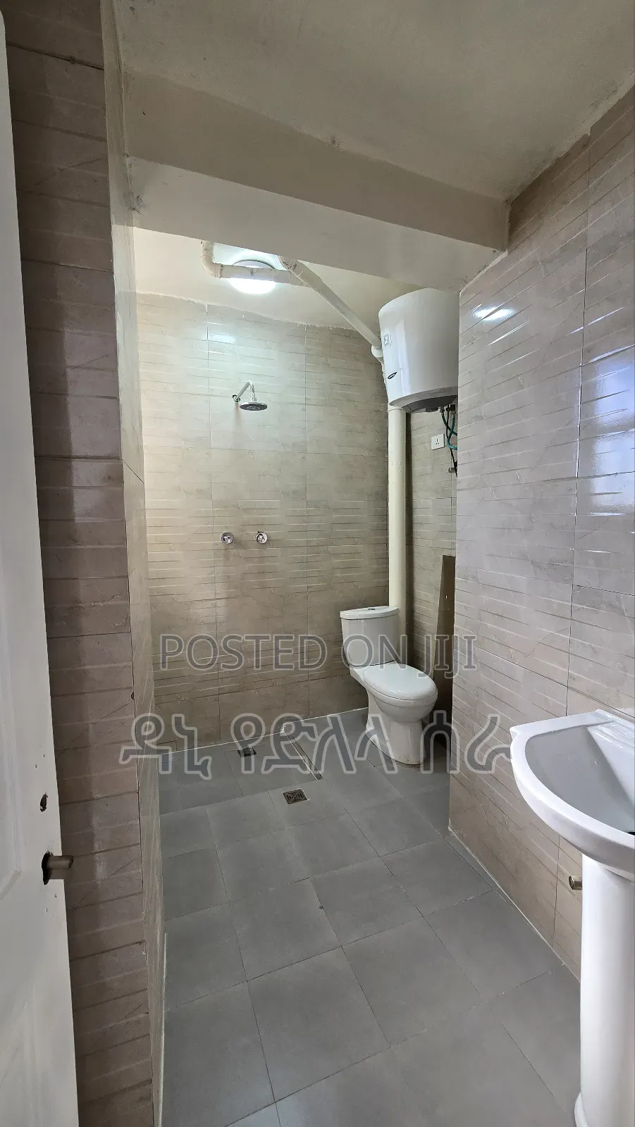 Furnished 3bdrm Condo in አዲስ አበባ, Bole for sale