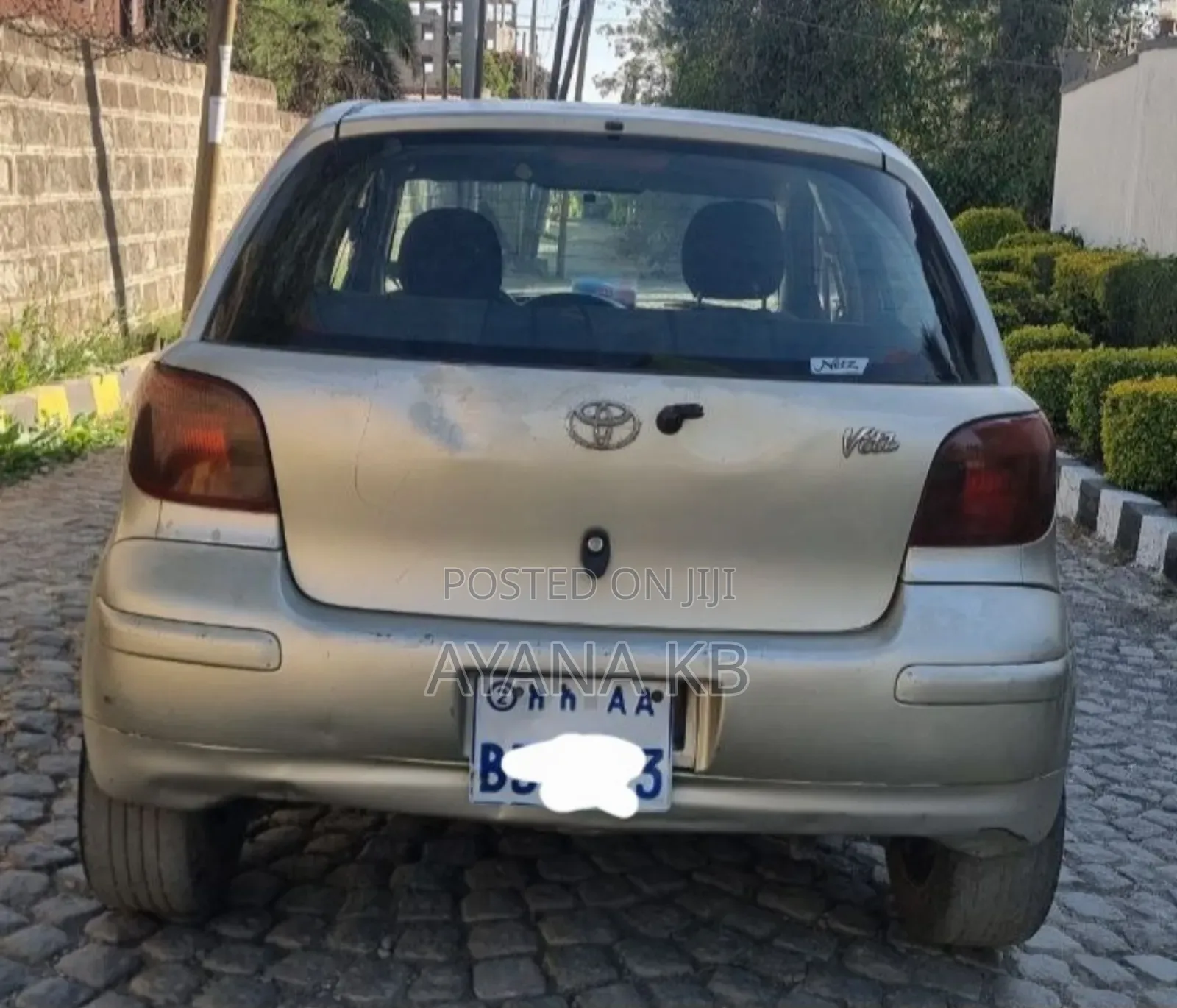 Toyota Vitz 2003 Gold