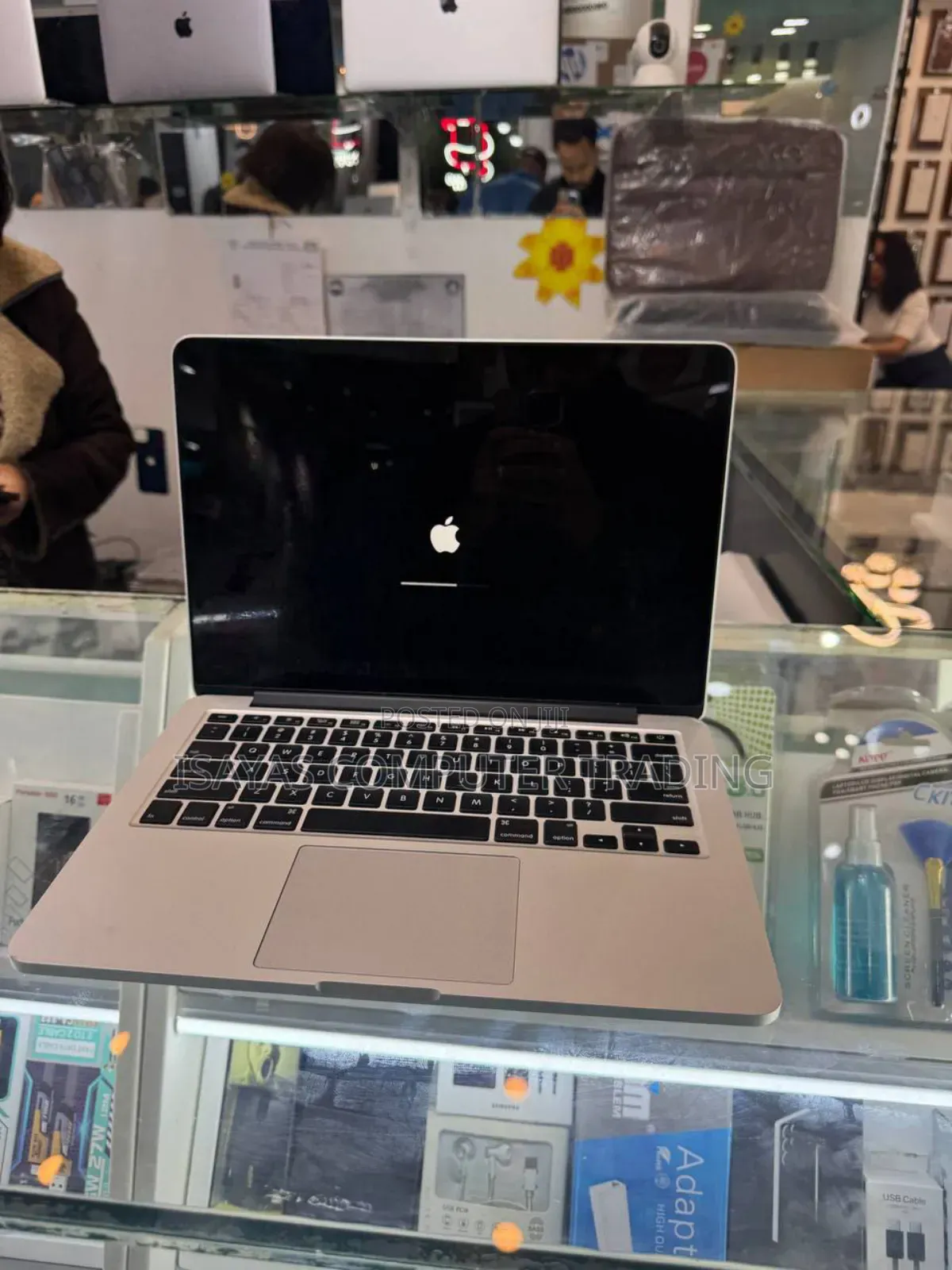 Laptop Apple MacBook 2015 8GB Intel Core I5 SSD 128GB