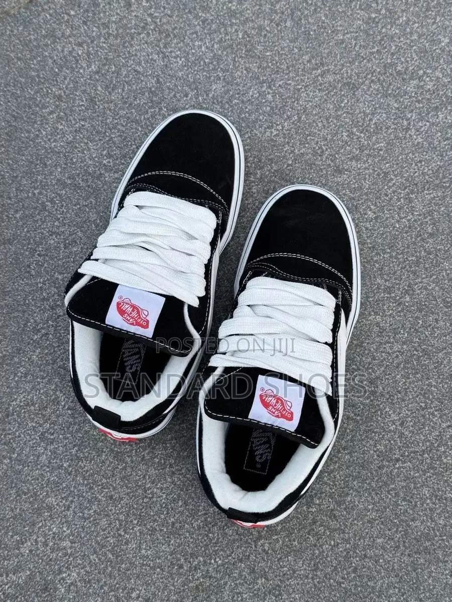 #Vans Knu Skool Low-Top Sneakers