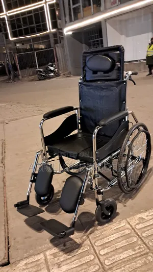 Photo - Toilet Wheelchair水田wheelchair口手wheelchair廿手wheelchair卜手wheelchair田水whe