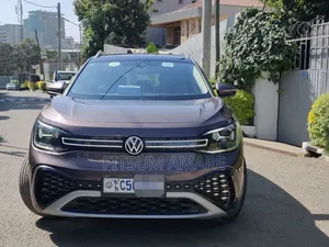 Volkswagen ID.6 2023 Gray