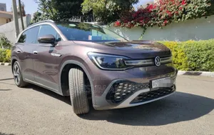 Volkswagen ID.6 2023 Gray