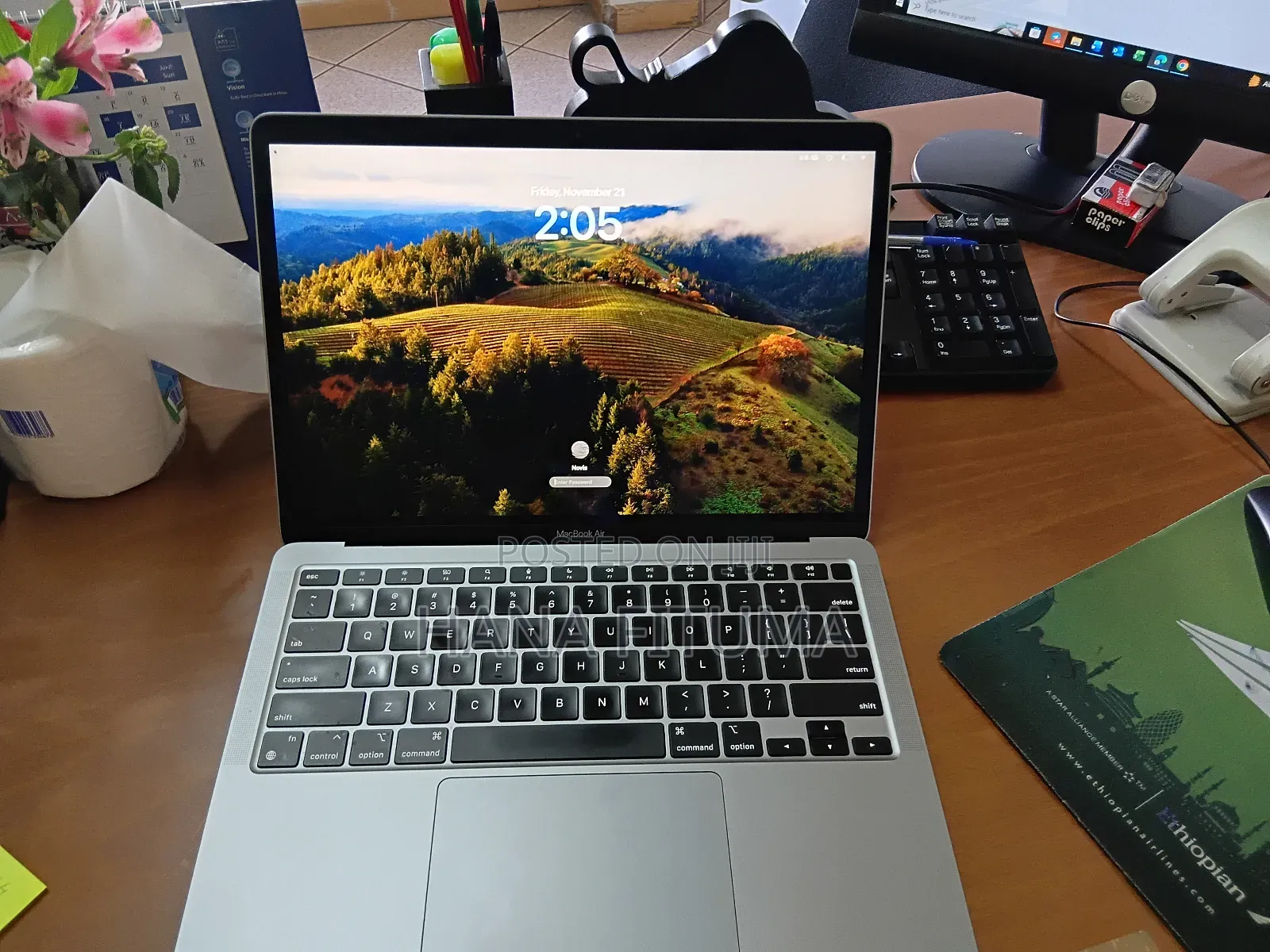 New Laptop Apple MacBook Air 2020 M1 8GB Apple M1 SSD 256GB