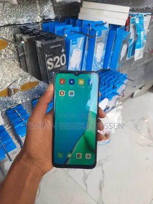 Photo - Oppo A5 64 GB Blue