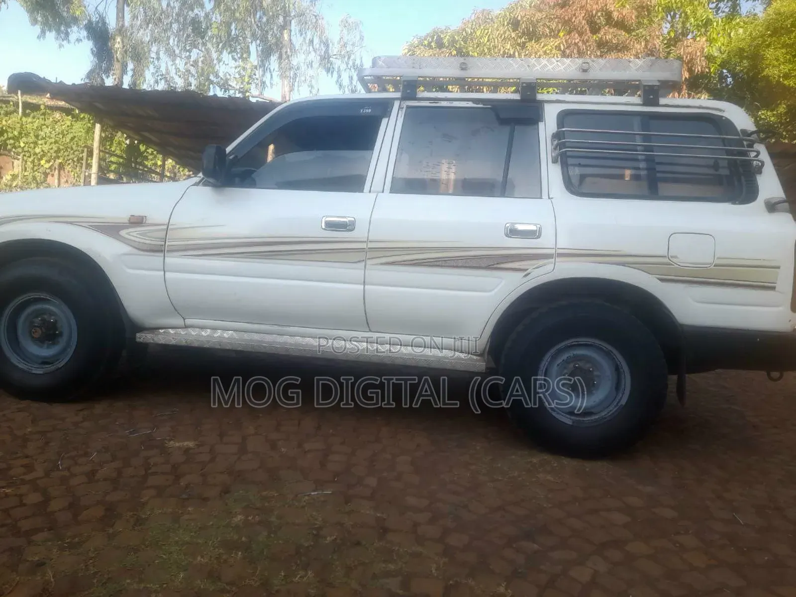 Toyota Land Cruiser 80 Wagon 4.5 1995 White