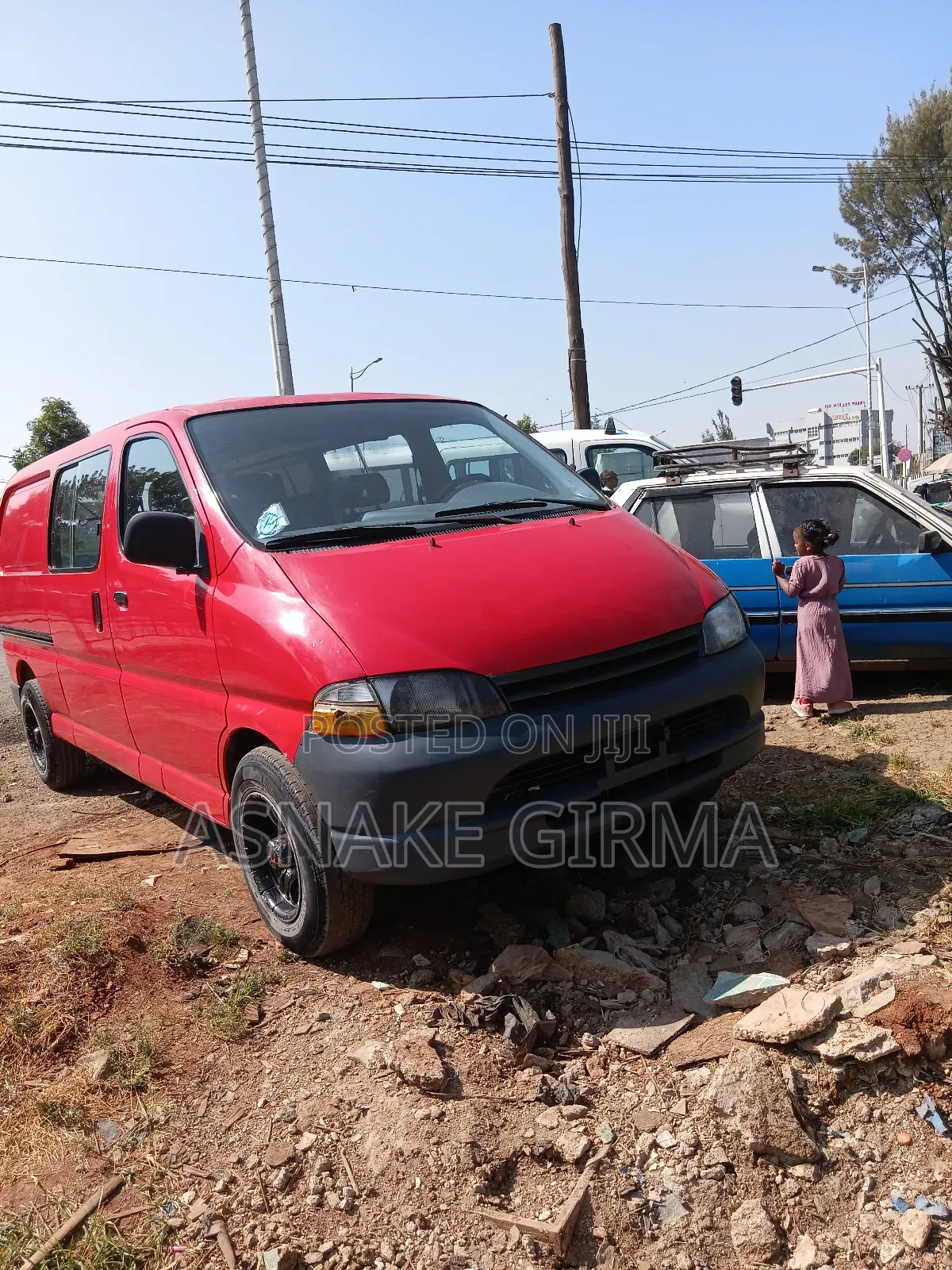 Toyota HiAce 2001 Red