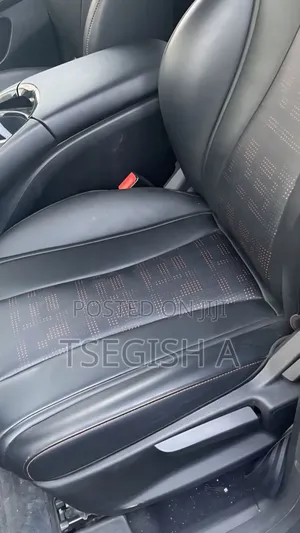 New BYD E2 43 kWh 94 hp FWD 2025 Gray