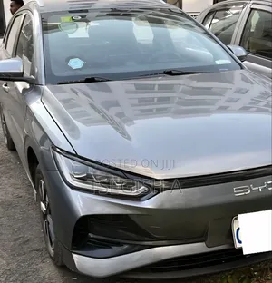 New BYD E2 43 kWh 94 hp FWD 2025 Gray