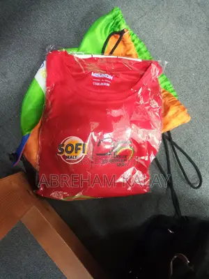 Photo - Great Run T-shirt With Bag