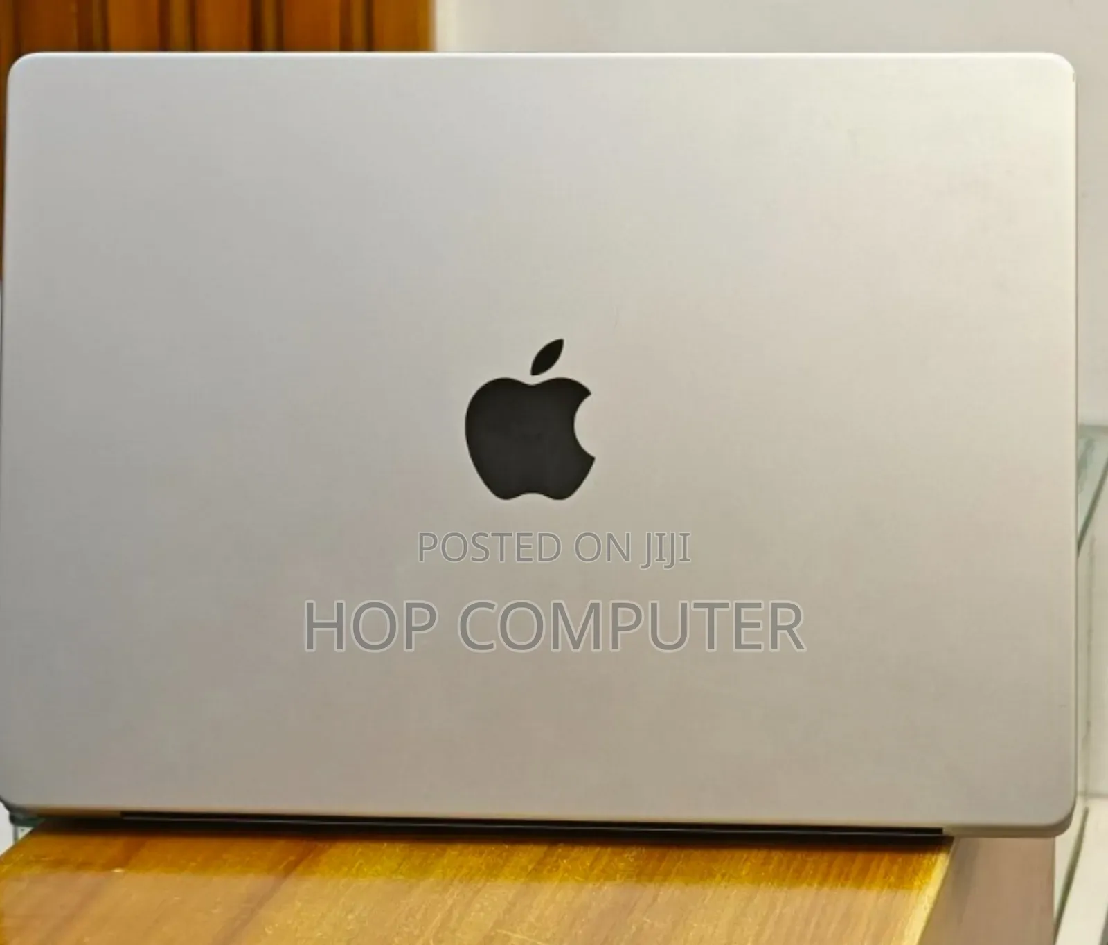 New Laptop Apple MacBook Pro M1 32GB Apple M1 Pro SSD 1T