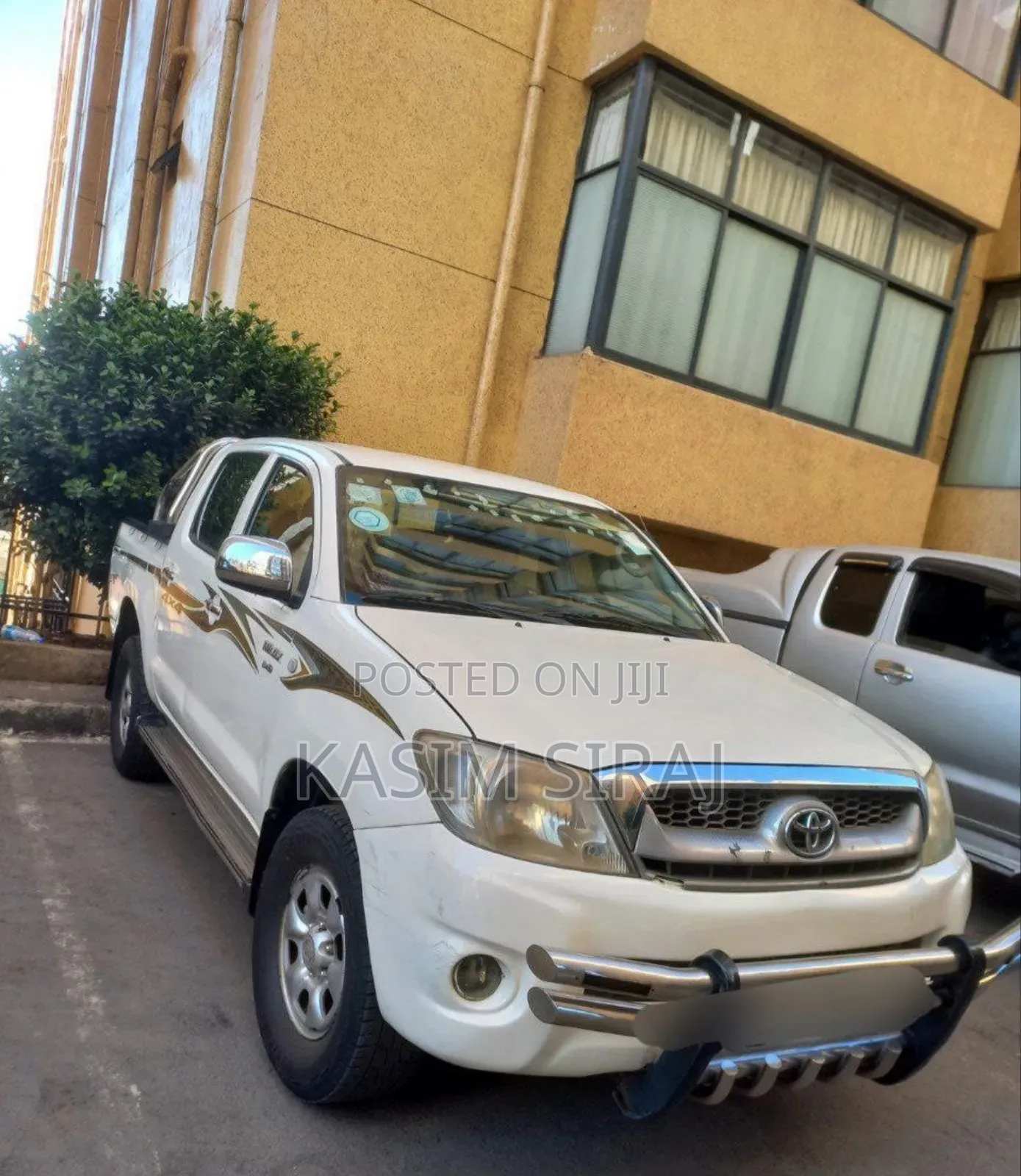Toyota Hilux 2.5 D-4D 4X4 SRX 2010 White