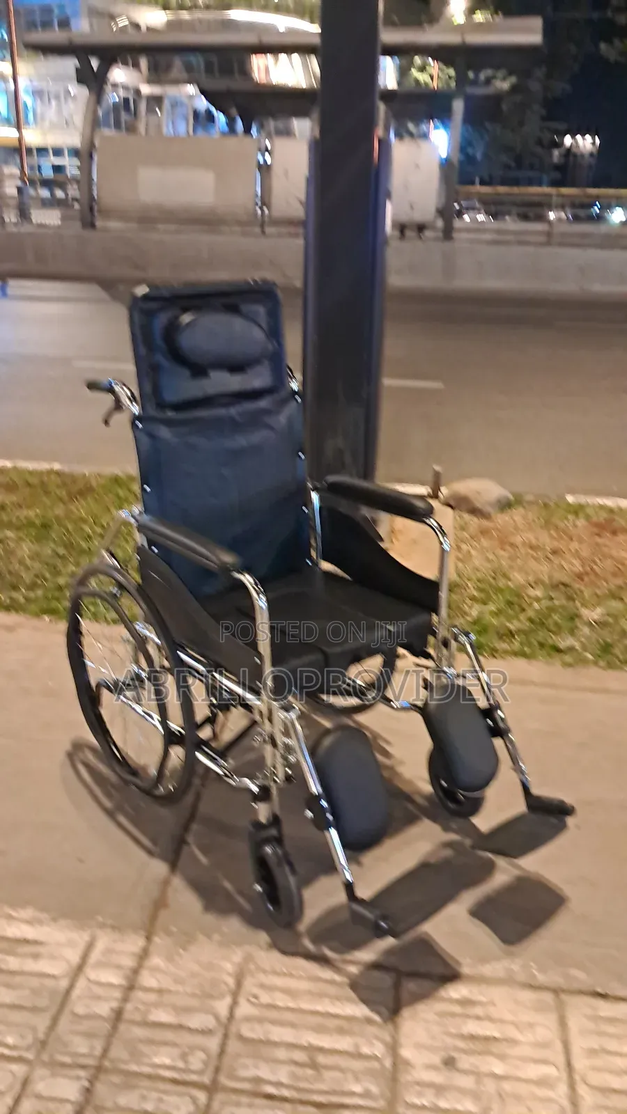 Toilet Wheelchair水手wheelchair廿手wheelchair水手wheelchair水手wheelchair田手whe