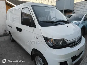 New Karry Dolphin 2025 White