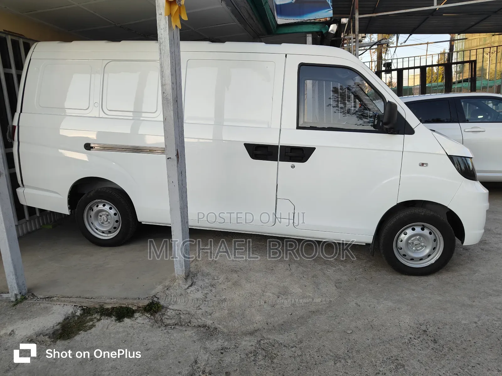 New Karry Dolphin 2025 White