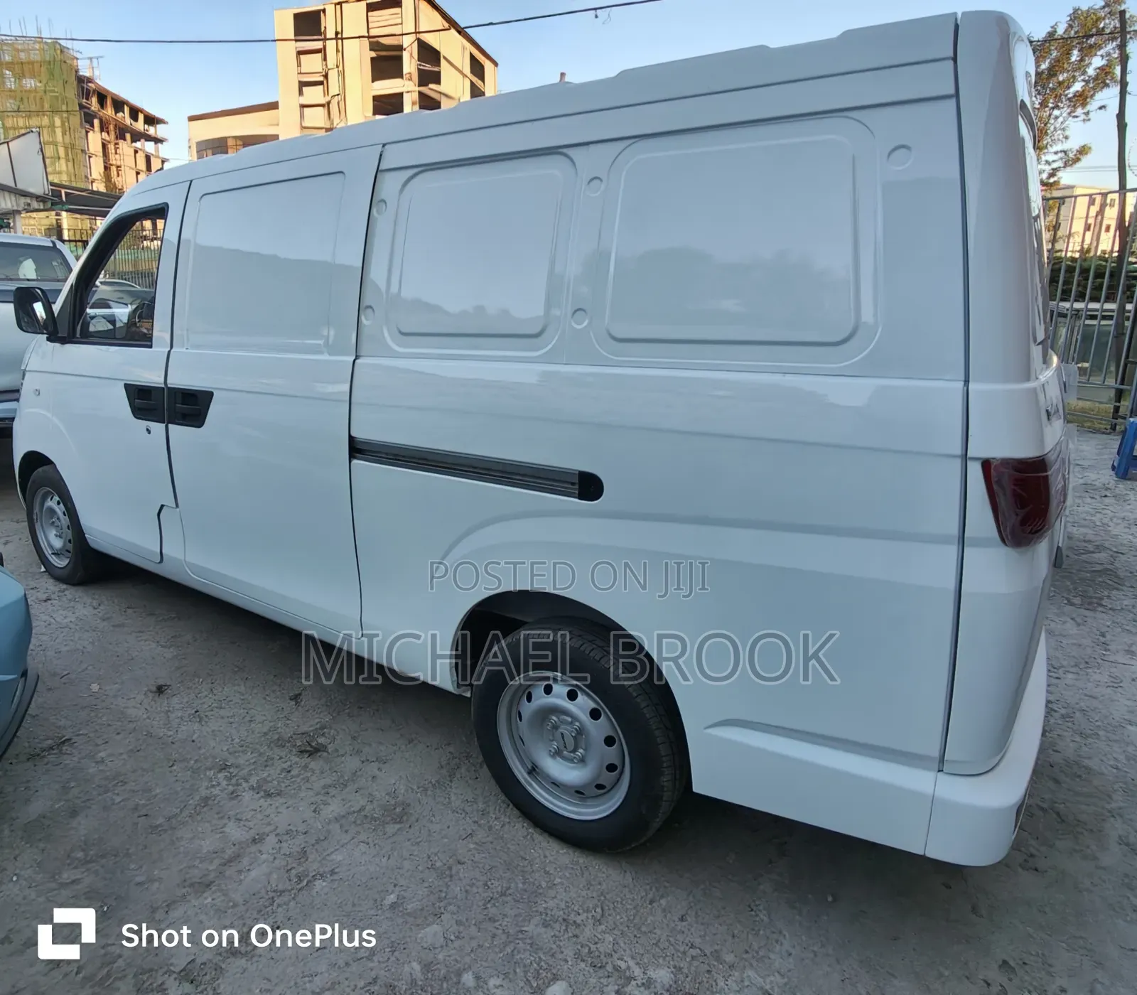 New Karry Dolphin 2025 White