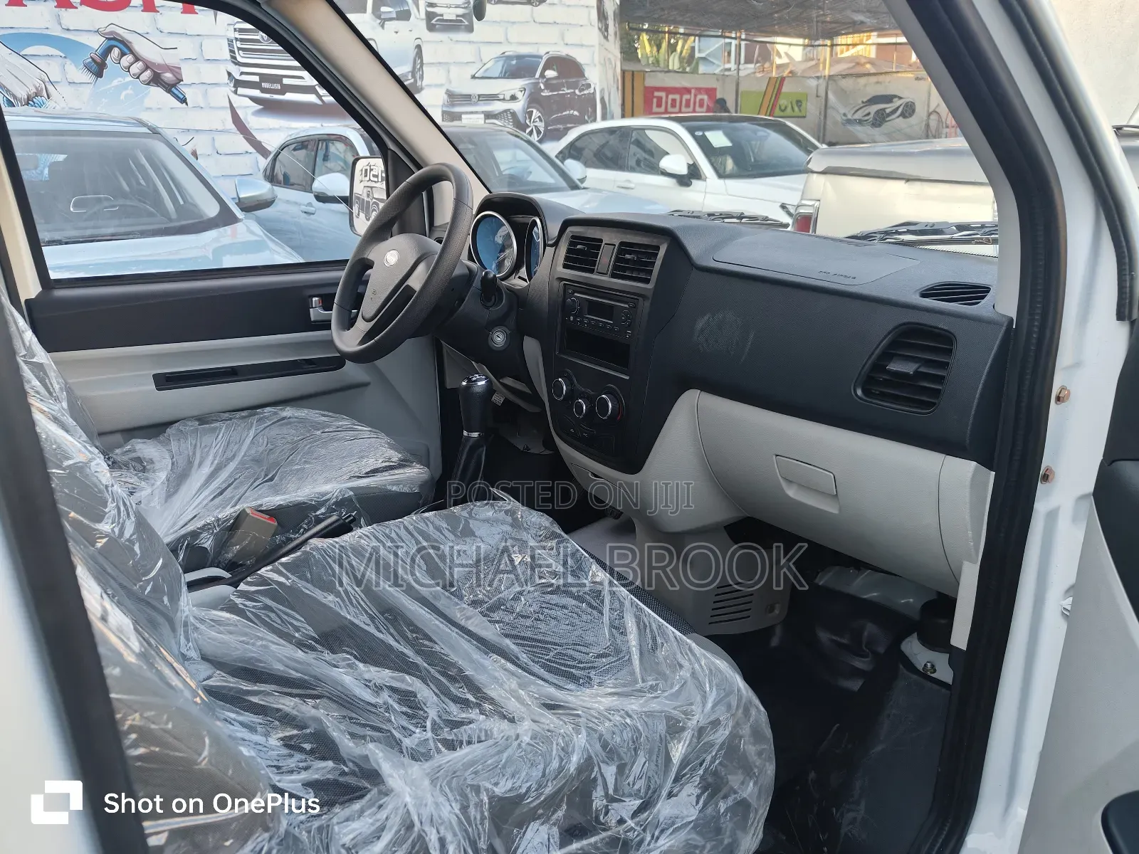 New Karry Dolphin 2025 White