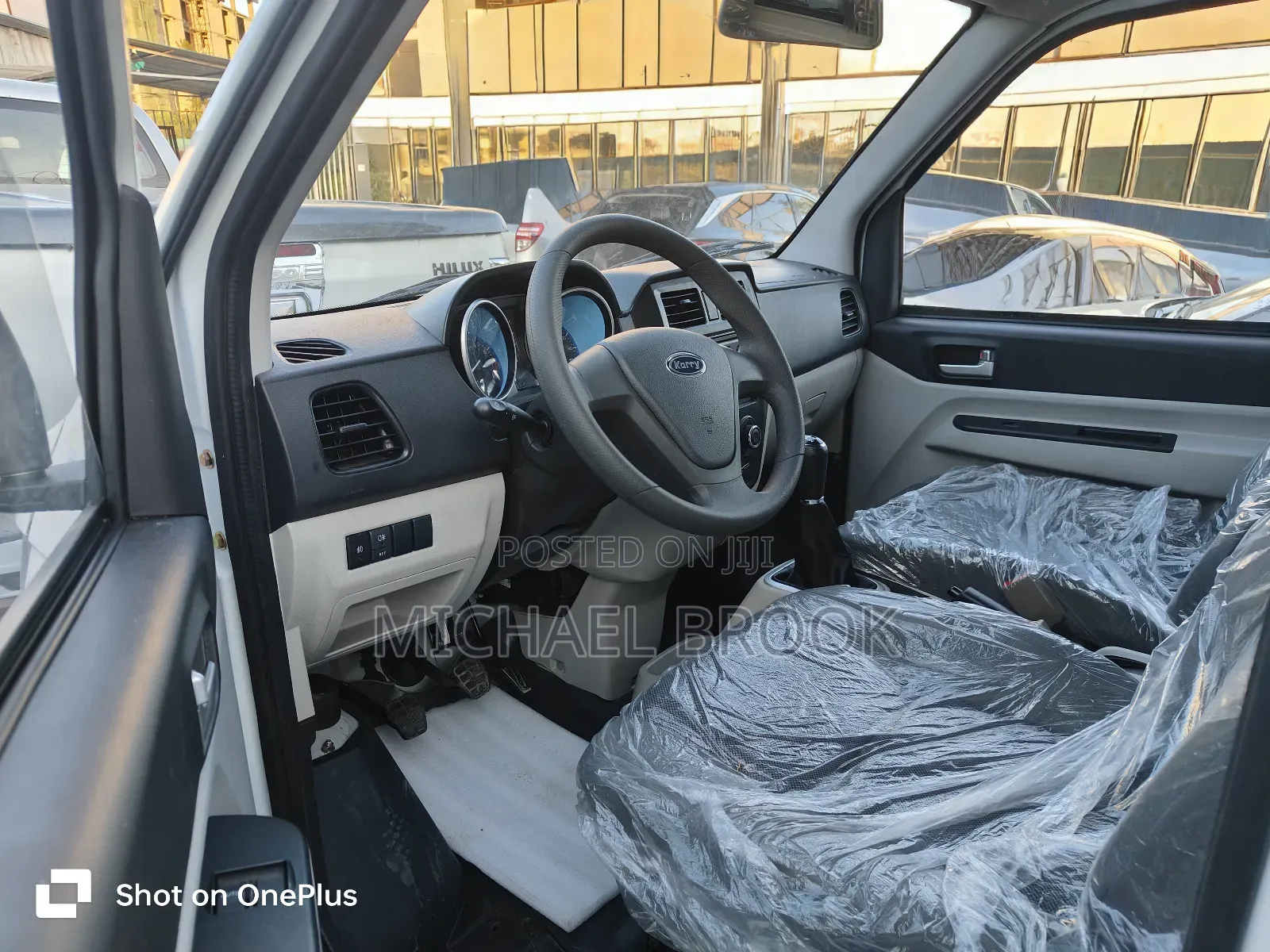 New Karry Dolphin 2025 White