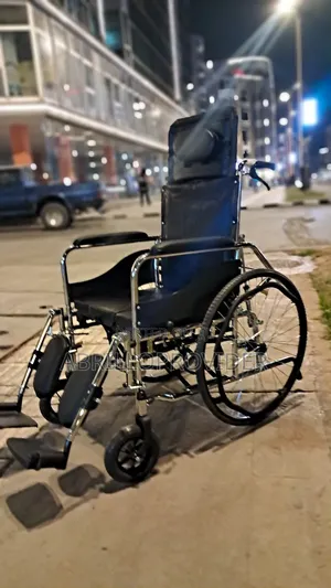 Photo - Toilet Wheelchair田手wheelchair水手wheelchair口手wheelchair水手wheelchair水手whe