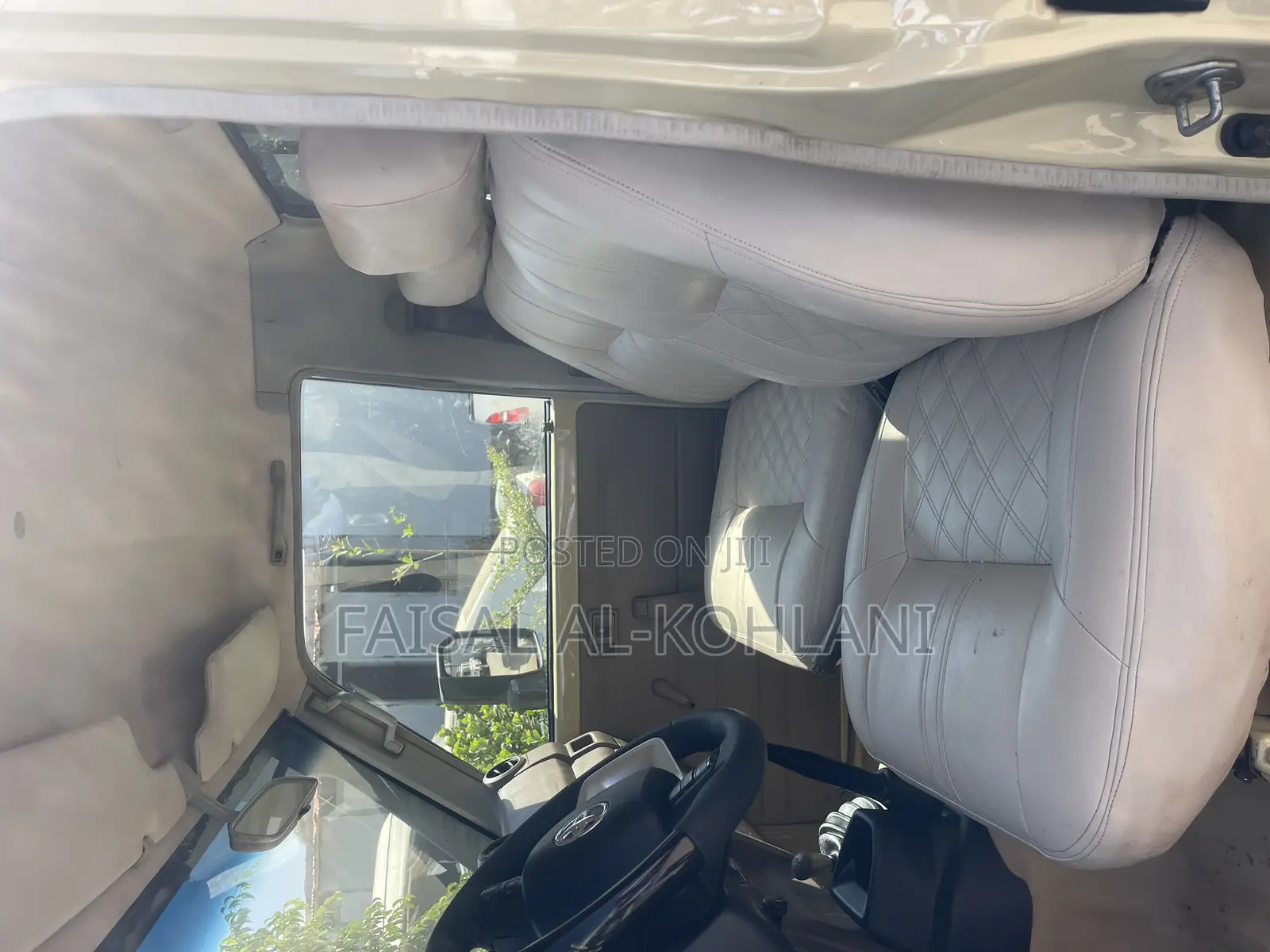 Toyota Land Cruiser 2025 Gold